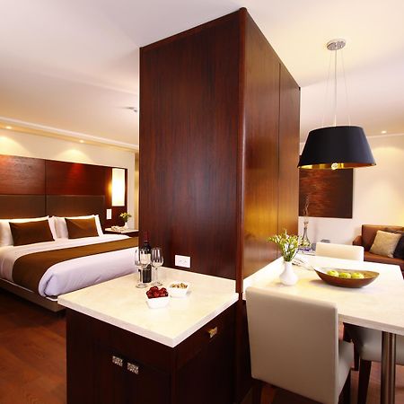 Hotel Reina Isabel Quito Eksteriør billede