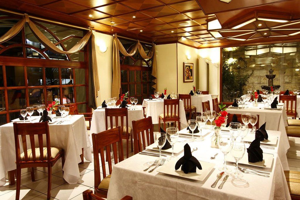 Hotel Reina Isabel Quito Eksteriør billede